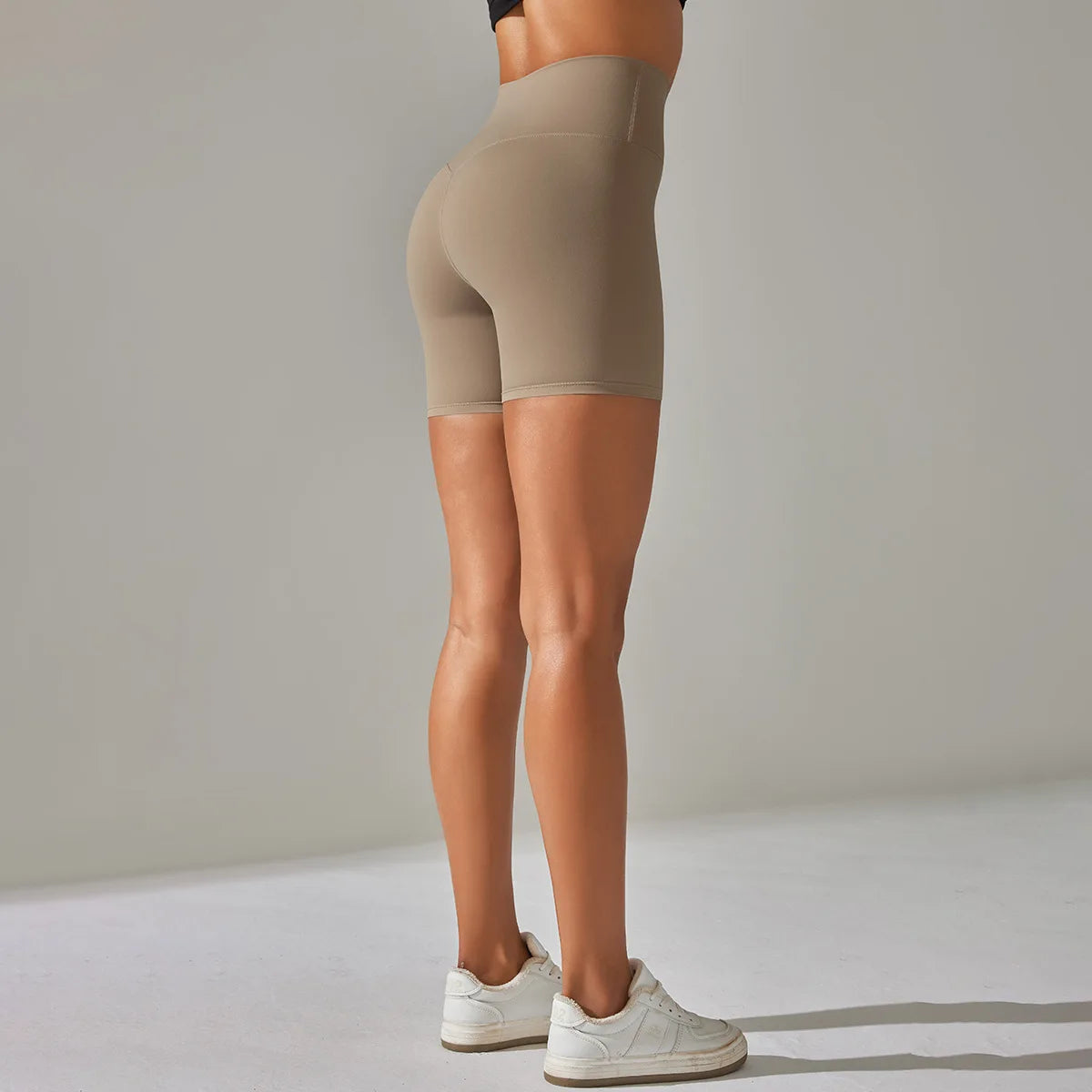 Seamless Yoga Shorts Women Fitness Shorts Running Cycling Shorts Breathable Sports Leggings High Waist Summer Workout Gym Shorts