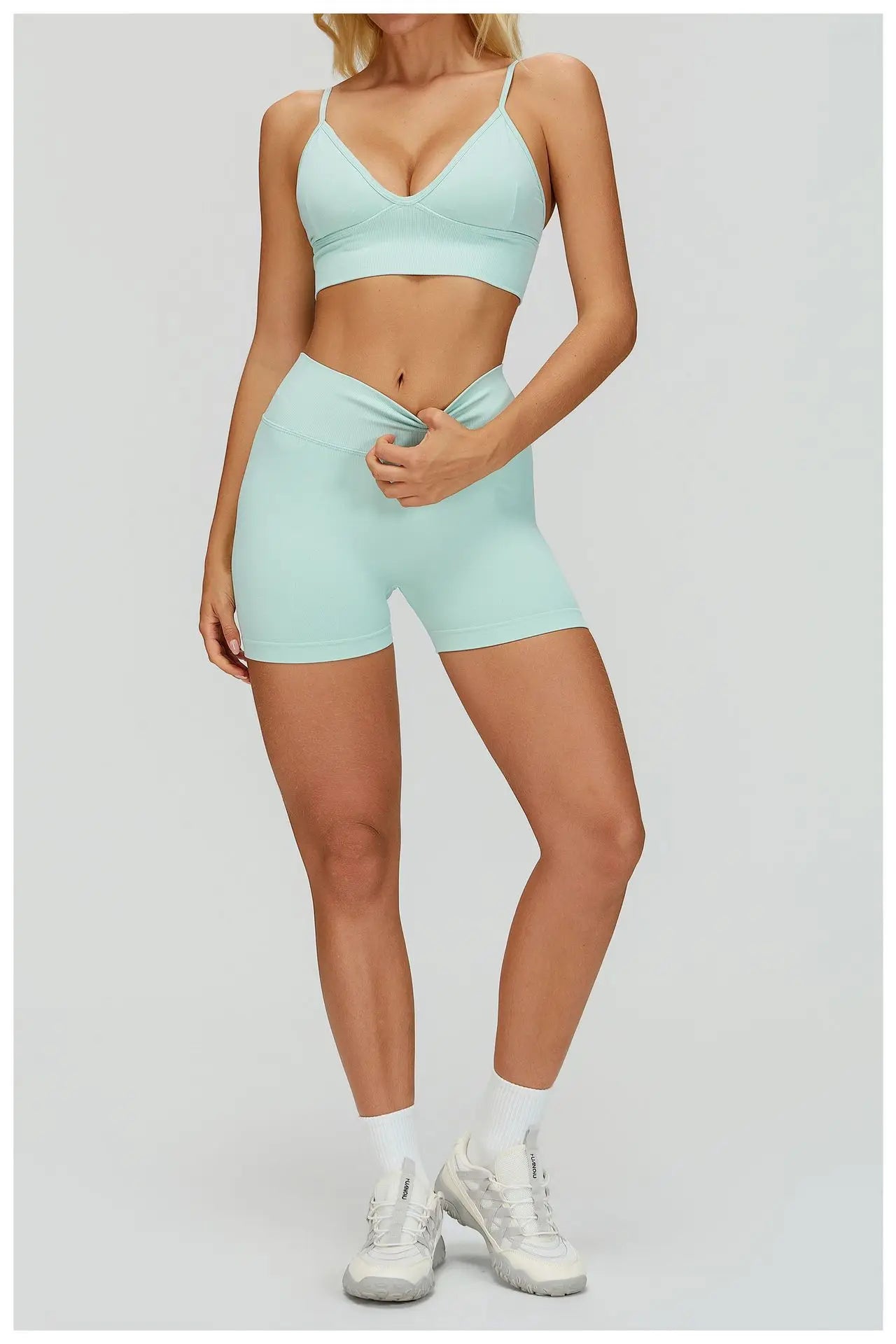 Seamless Sports Short Women Yoga Legging Shorts High Waist Fitness Tight Shorts Quick Drying Cycling Workout Shorts Gym Shorts