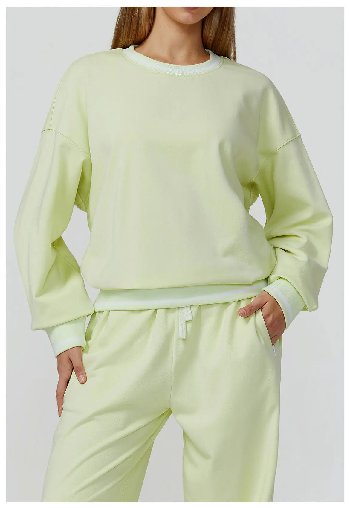 New Color Blocking Hoodie for Women Long Sleeved Loose Round Neck Top Fashionable Hoodie Outdoor Casual Running Sports Top