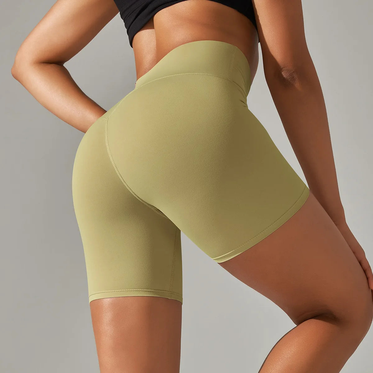 Seamless Yoga Shorts Women Fitness Shorts Running Cycling Shorts Breathable Sports Leggings High Waist Summer Workout Gym Shorts