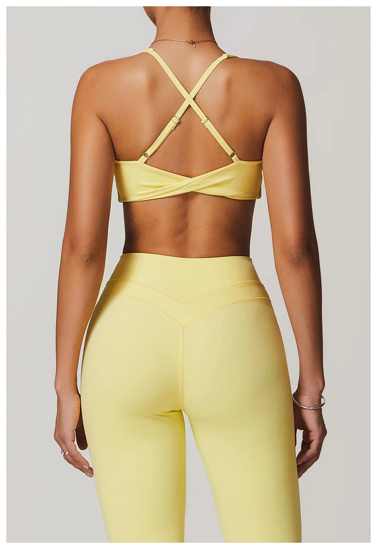 Sports Bra Women Fitness Bra Halter Sports Underwear Naked Feel Sexy Yoga Gym Push Up Workout Bra Padded Bralette Bathsuit