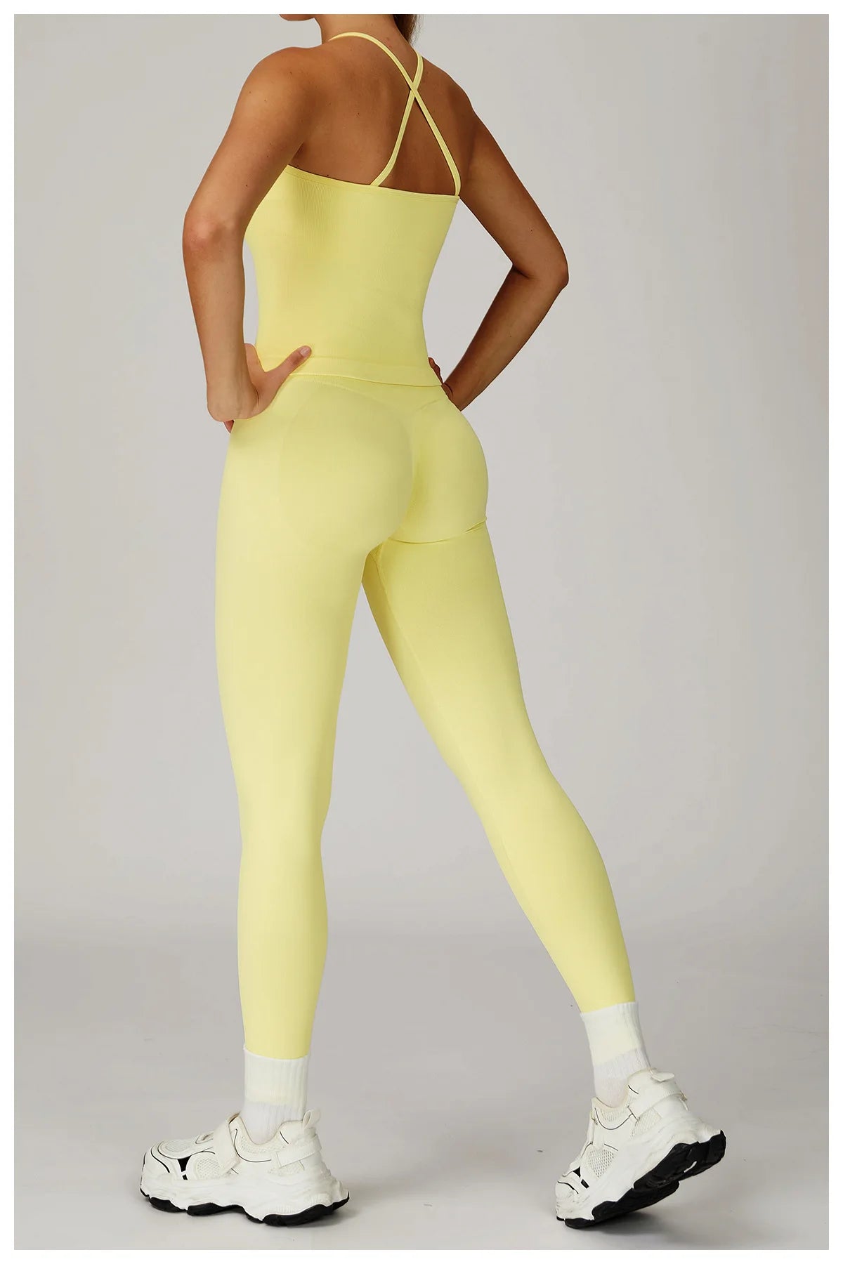 Seamless High Waist Solid Leggings Women Slim Tights Fitness Yoga Elastic Leggings Push Up Butt Knit Fashion Gym Workout Pants
