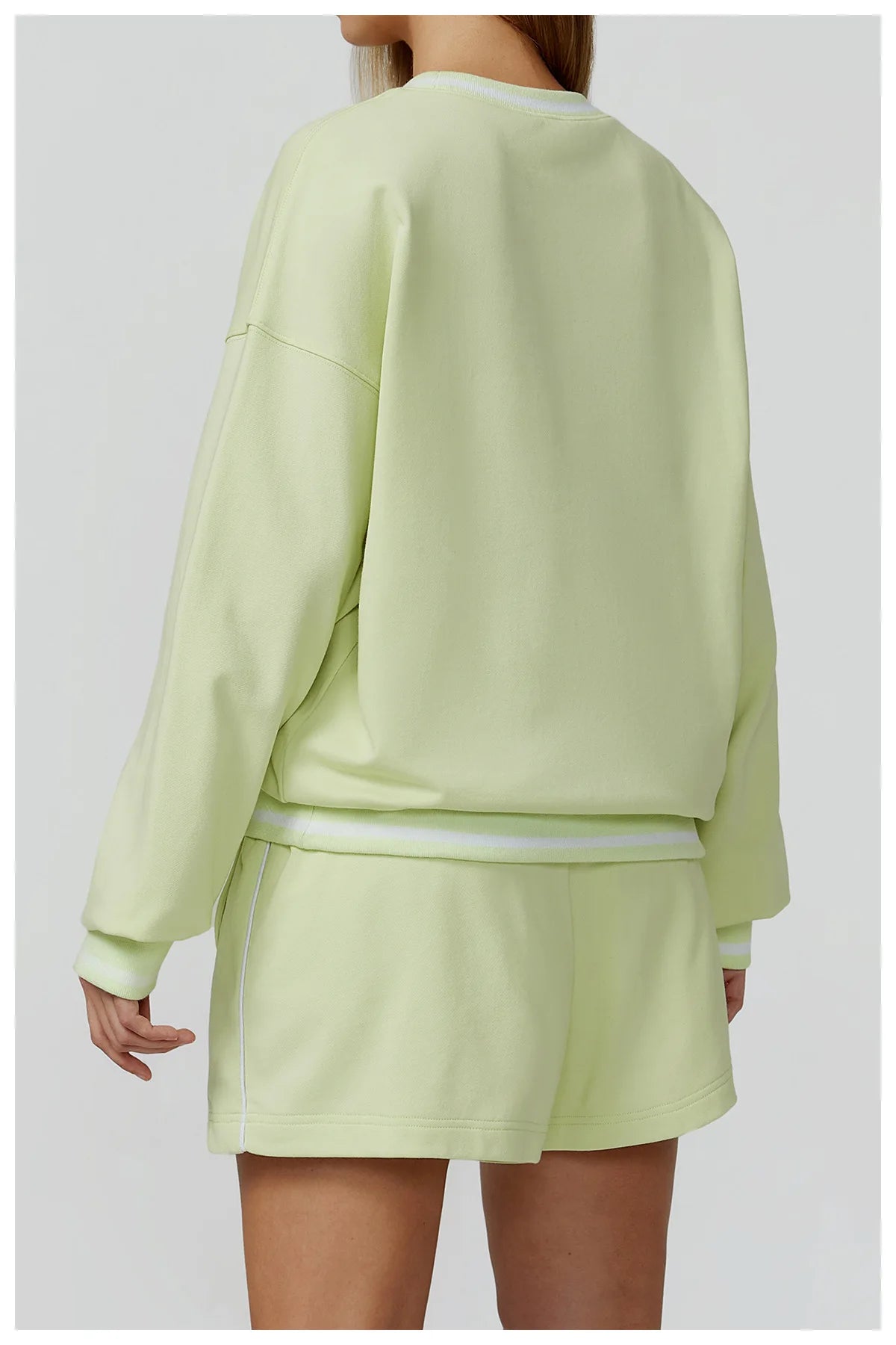 New Color Blocking Hoodie for Women Long Sleeved Loose Round Neck Top Fashionable Hoodie Outdoor Casual Running Sports Top