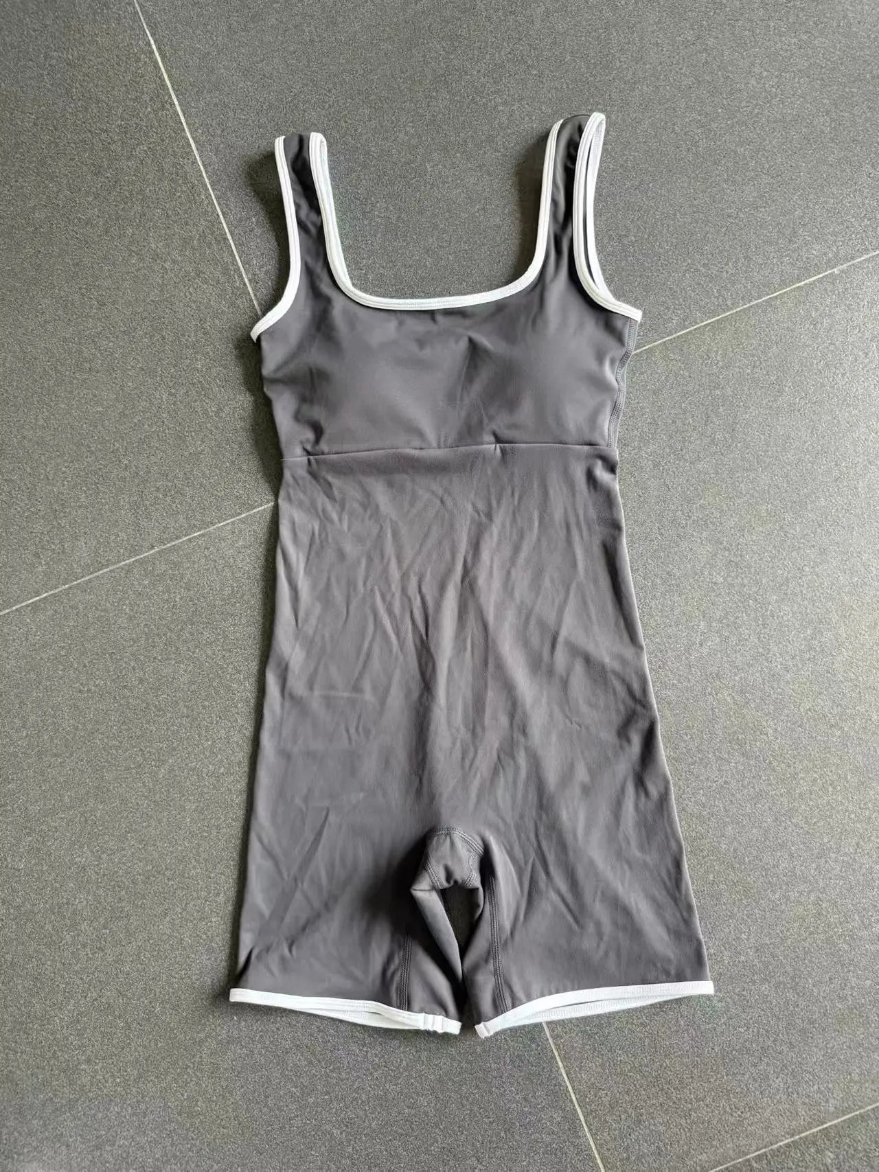Women Color Blocked Yoga Jumpsuit Sleeveless Romper Elastic Quick Drying Fitness Workout Sportswear One-Piece Short Yoga Clothes