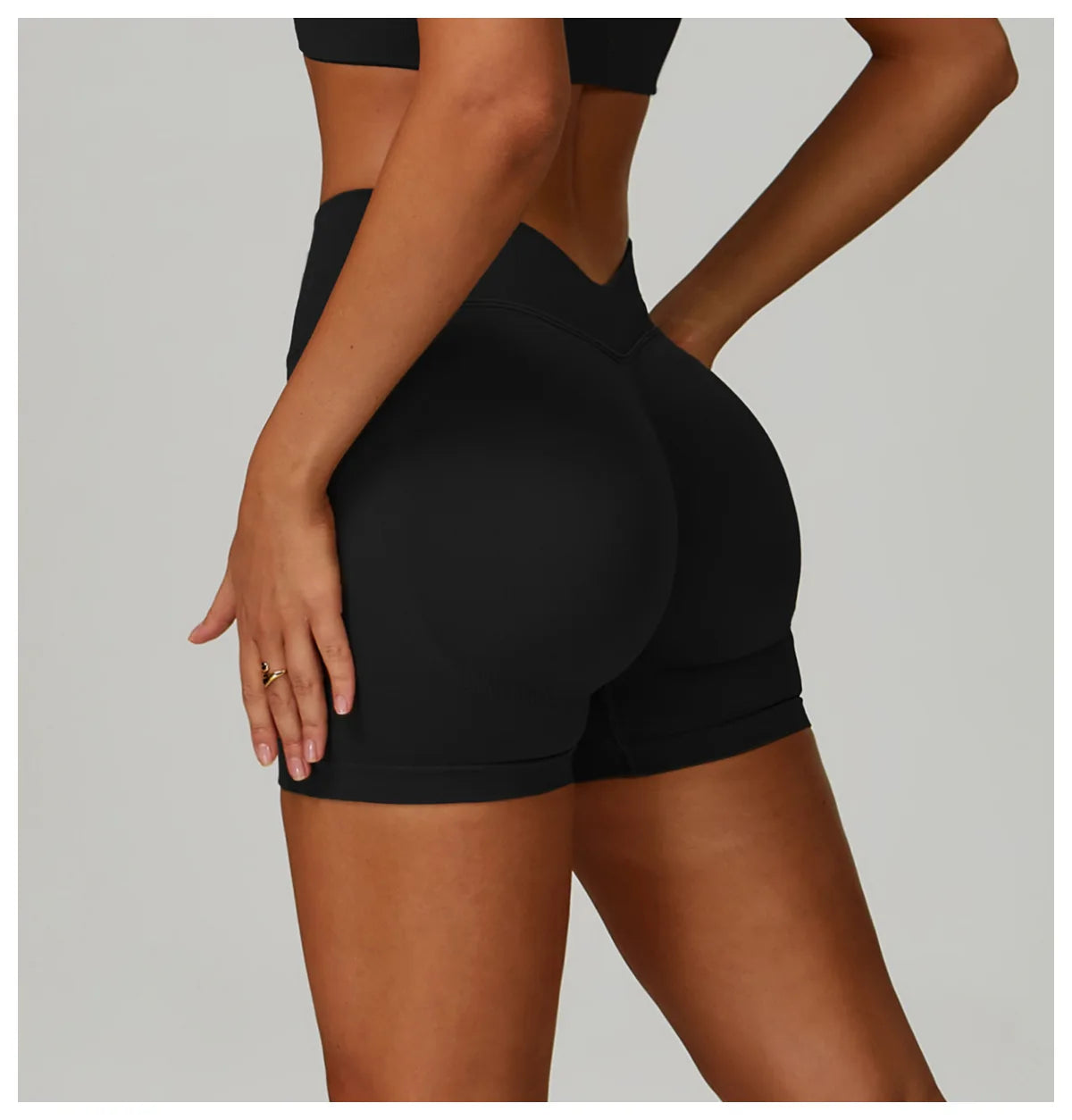 Seamless Sports Short Women Yoga Legging Shorts High Waist Fitness Tight Shorts Quick Drying Cycling Workout Shorts Gym Shorts