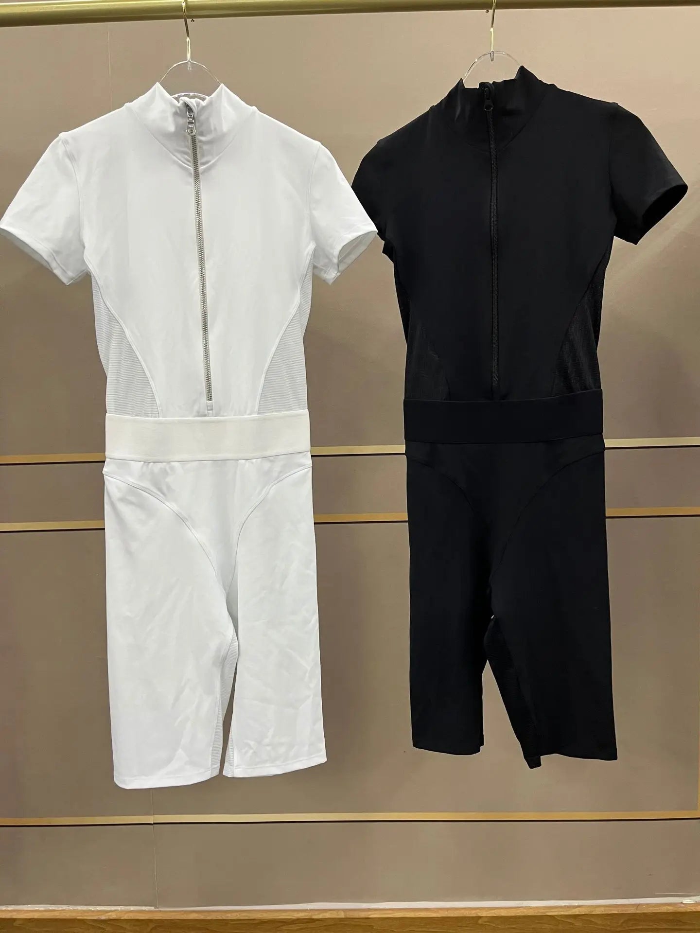 Women's Tracksuit Jumpsuits One-Piece Suit Zipper Short SleevesYoga Set Gym Push Up Workout Clothes Fitness Bodysuit Sportswear