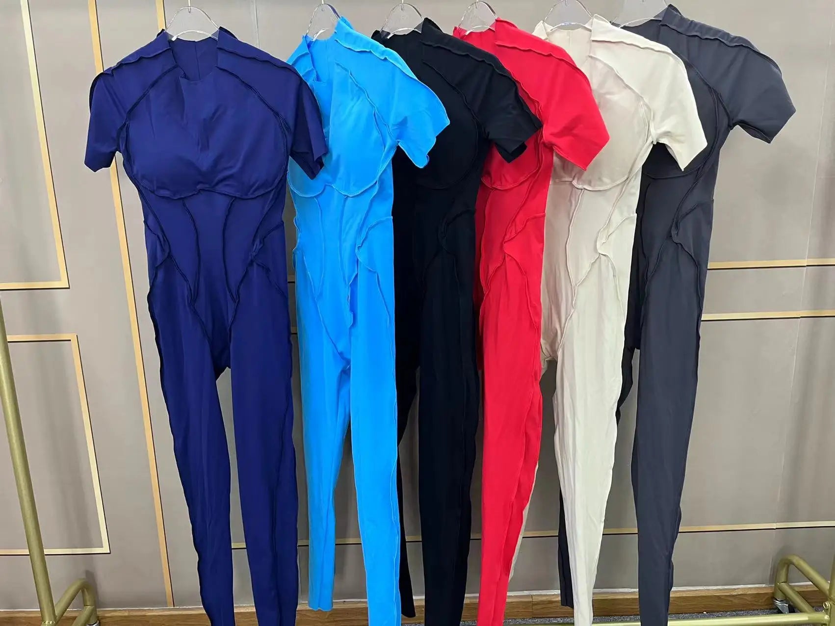 Seamless Yoga Jumpsuits Sports Fitness Hip-lifting Backless Short-sleeved One-piece Workout Rompers Gym Leggings Women Tracksuit