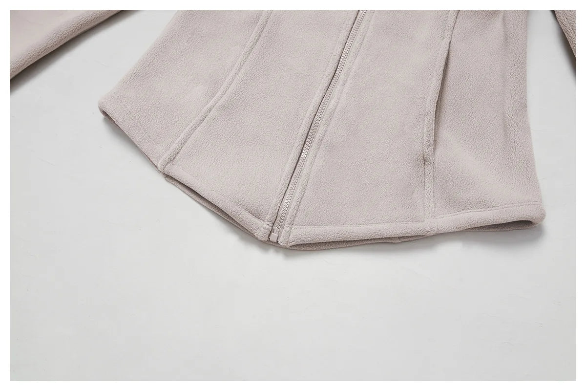 Winter Fleece Jacket for Women Yoga Long Sleeved Lamb Fleece Jacket Fleece Outdoor Top Thickened Warm Jacket for Women Top