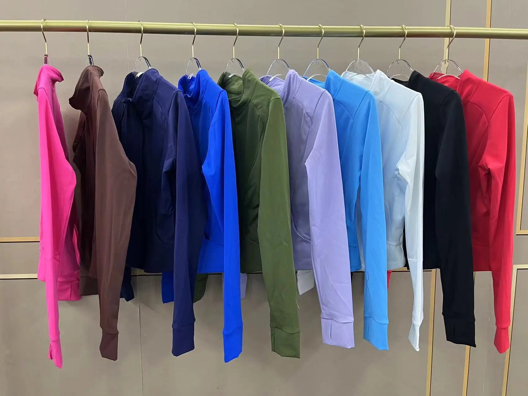 Women Jacket Slim Fit Long Sleeved Zipper Fitness Coat Yoga Crop Tops With Thumb Holes Gym Jacket Workout Tracksuit Sweatshirts