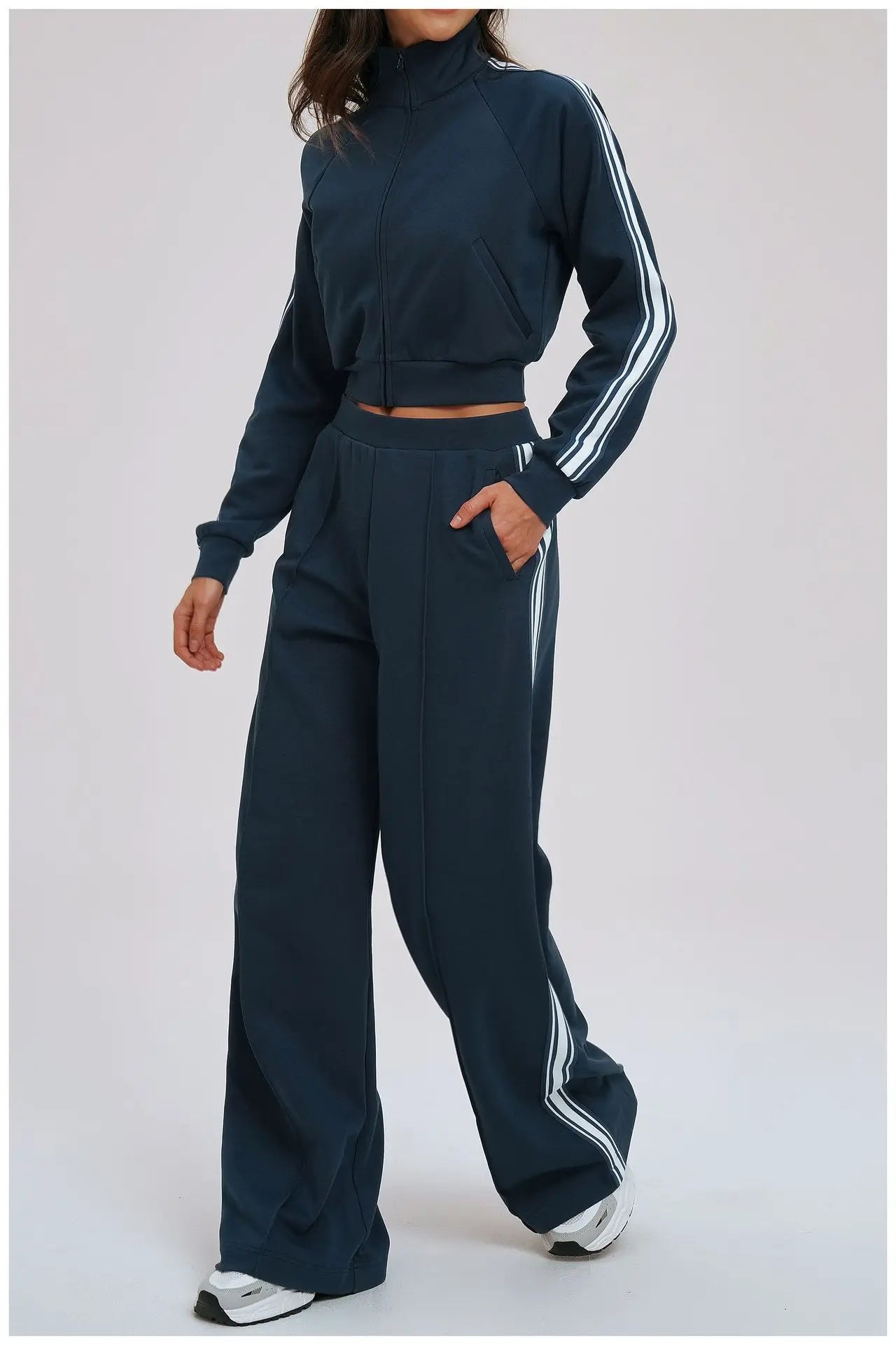 Color Blocking Sports Sweatpants Loose And Comfortable Casual Pocket Pants Outdoor Cycling And Mountaineering Sports Sweatpants