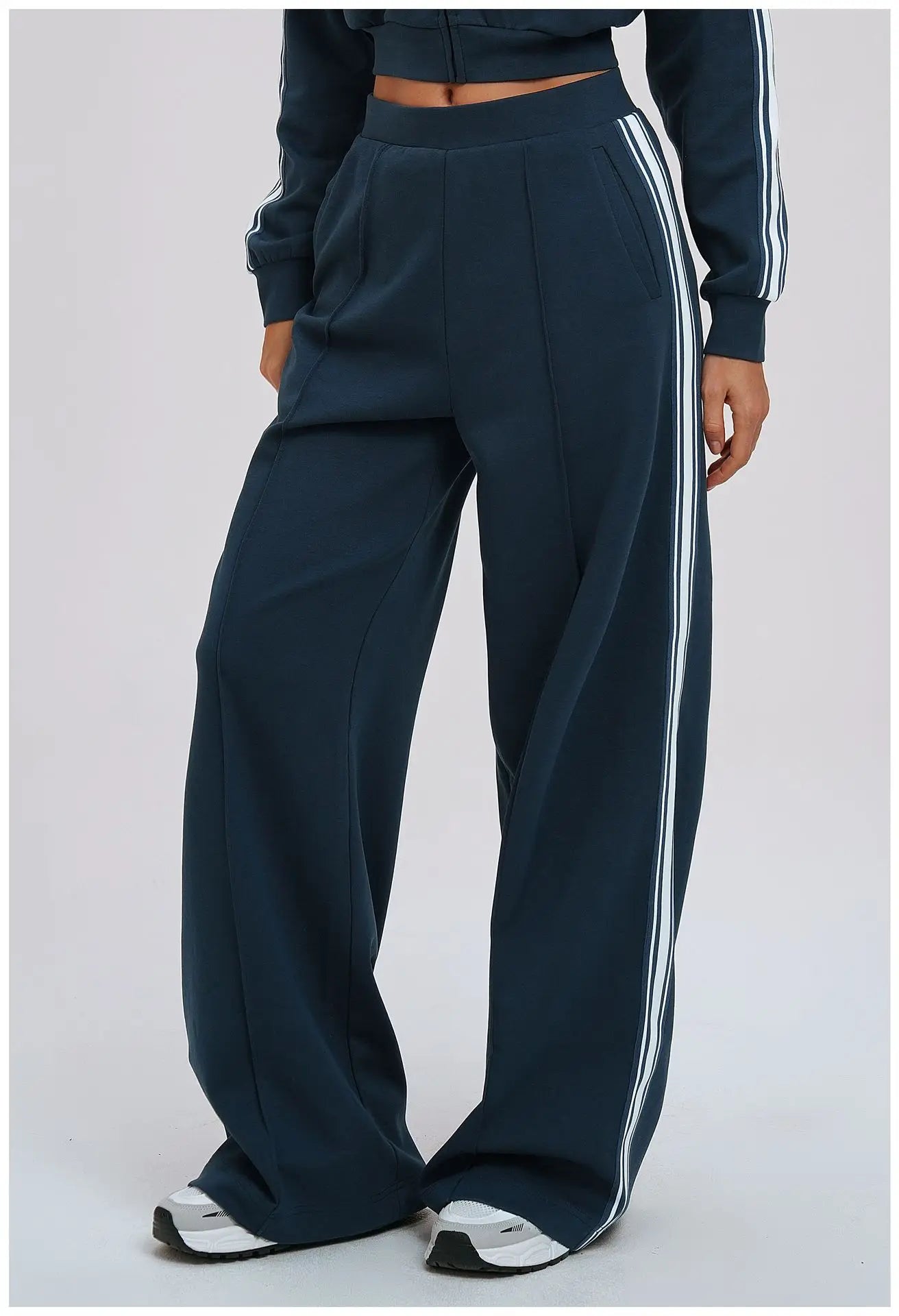 Color Blocking Sports Sweatpants Loose And Comfortable Casual Pocket Pants Outdoor Cycling And Mountaineering Sports Sweatpants