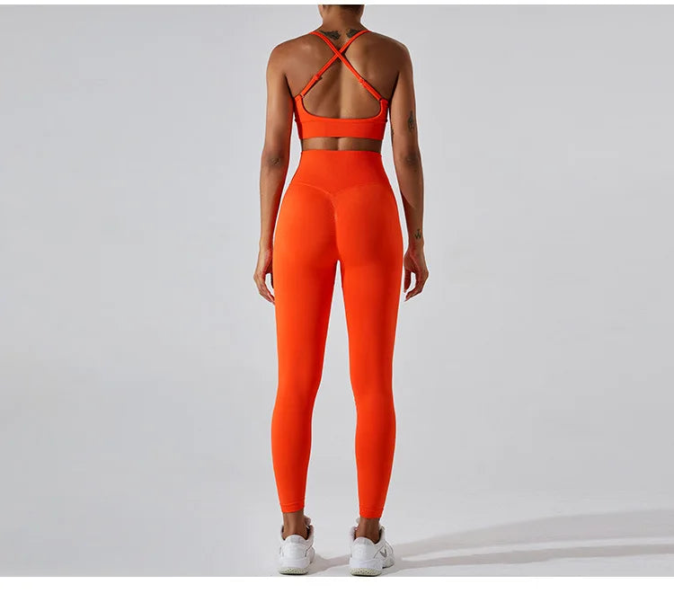 Women's Tracksuit Seamless Fitness Suit 2PCS Yoga Set Sportswear Workout Sports Bra High Waist Leggings Gym Clothing Sports Suit