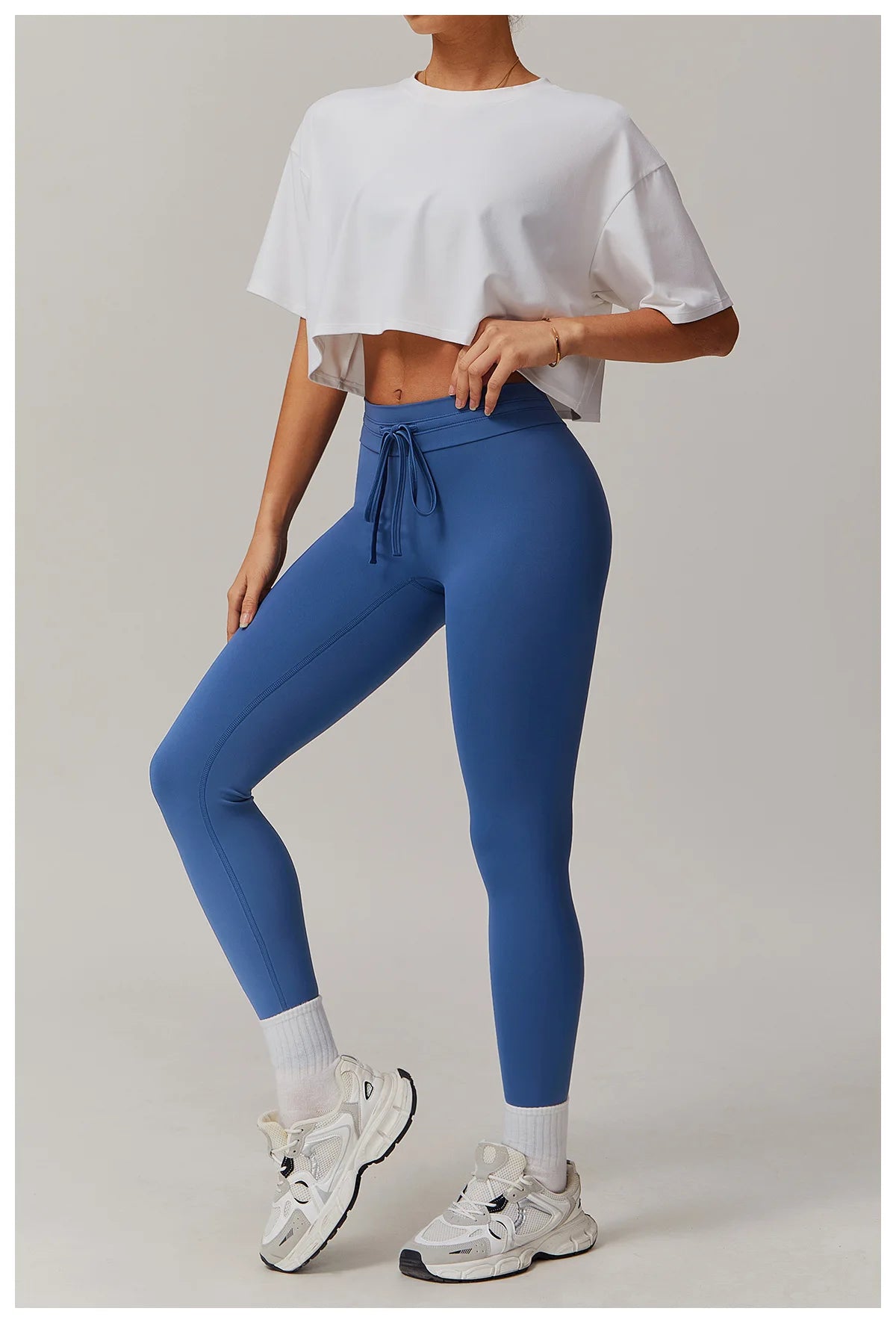 Summer New Sports Short Sleeved Top for Women Comfortable Round Neck Short T-shirt Fitness Running Yoga Short Sleeved Gym Shirt