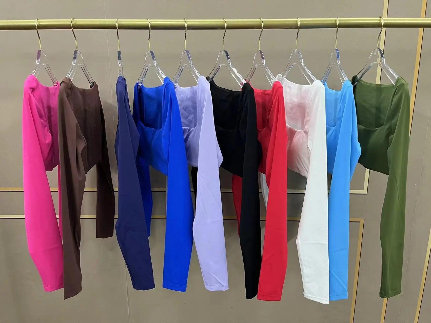 New Sport Shirt Women Clothes Sportswear Long Sleeve T-shirt for Fitness Yoga Wear Ladies Crop Top Gym Workout Top with Cups