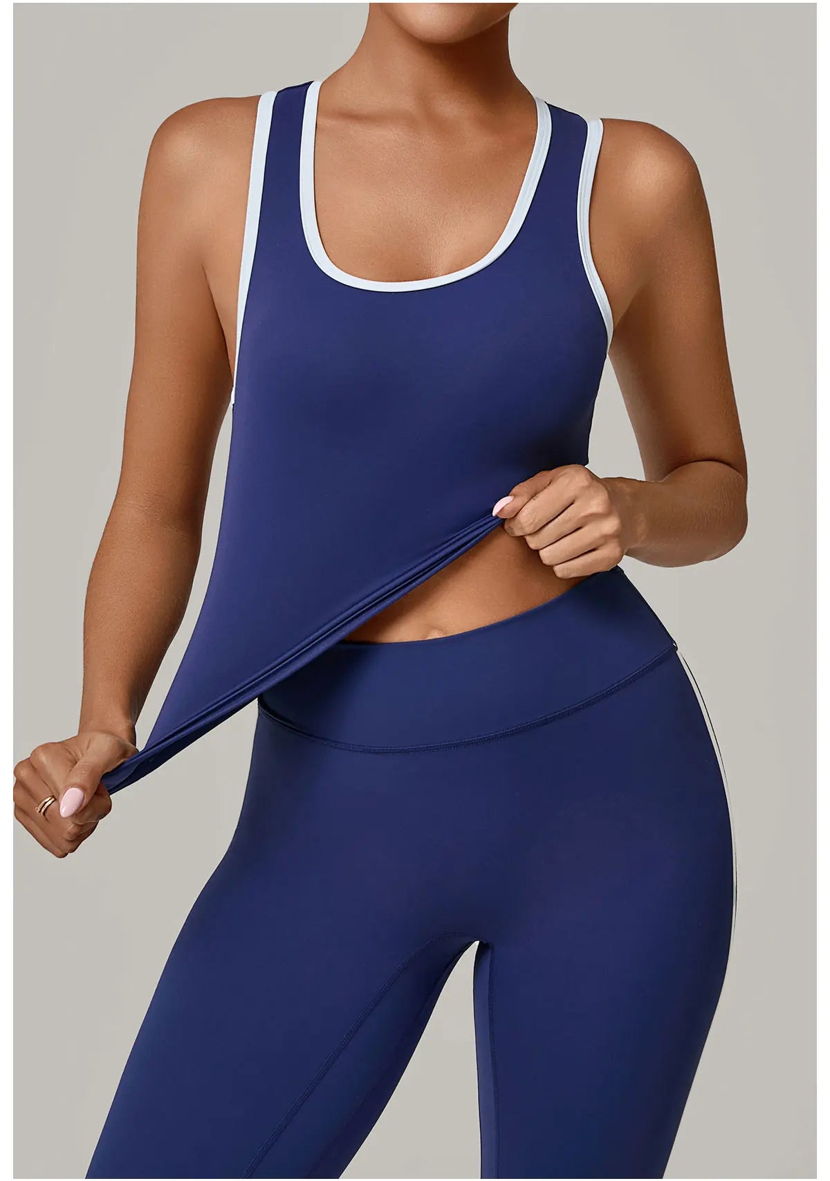 Women's Impact Strappy Top Sports Underwear Yoga Vest Fitness Tank Top Gym Beautiful Open Back Bra Running Workout Halter Bra