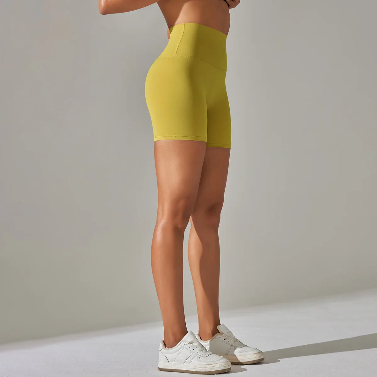 Seamless Yoga Shorts Women Fitness Shorts Running Cycling Shorts Breathable Sports Leggings High Waist Summer Workout Gym Shorts