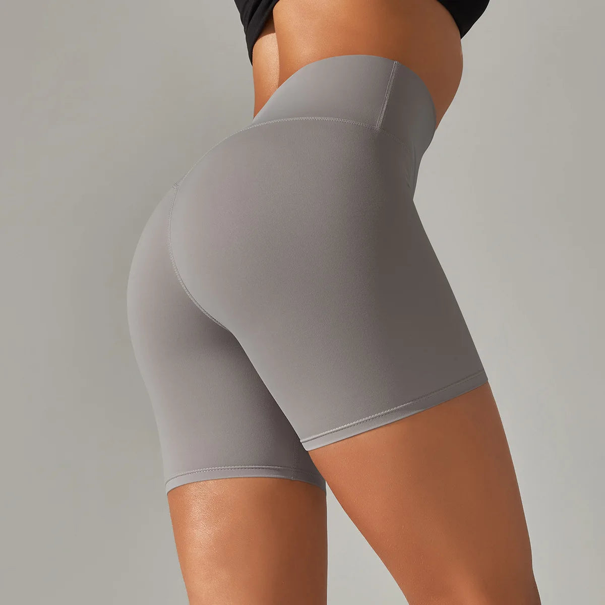 Seamless Yoga Shorts Women Fitness Shorts Running Cycling Shorts Breathable Sports Leggings High Waist Summer Workout Gym Shorts