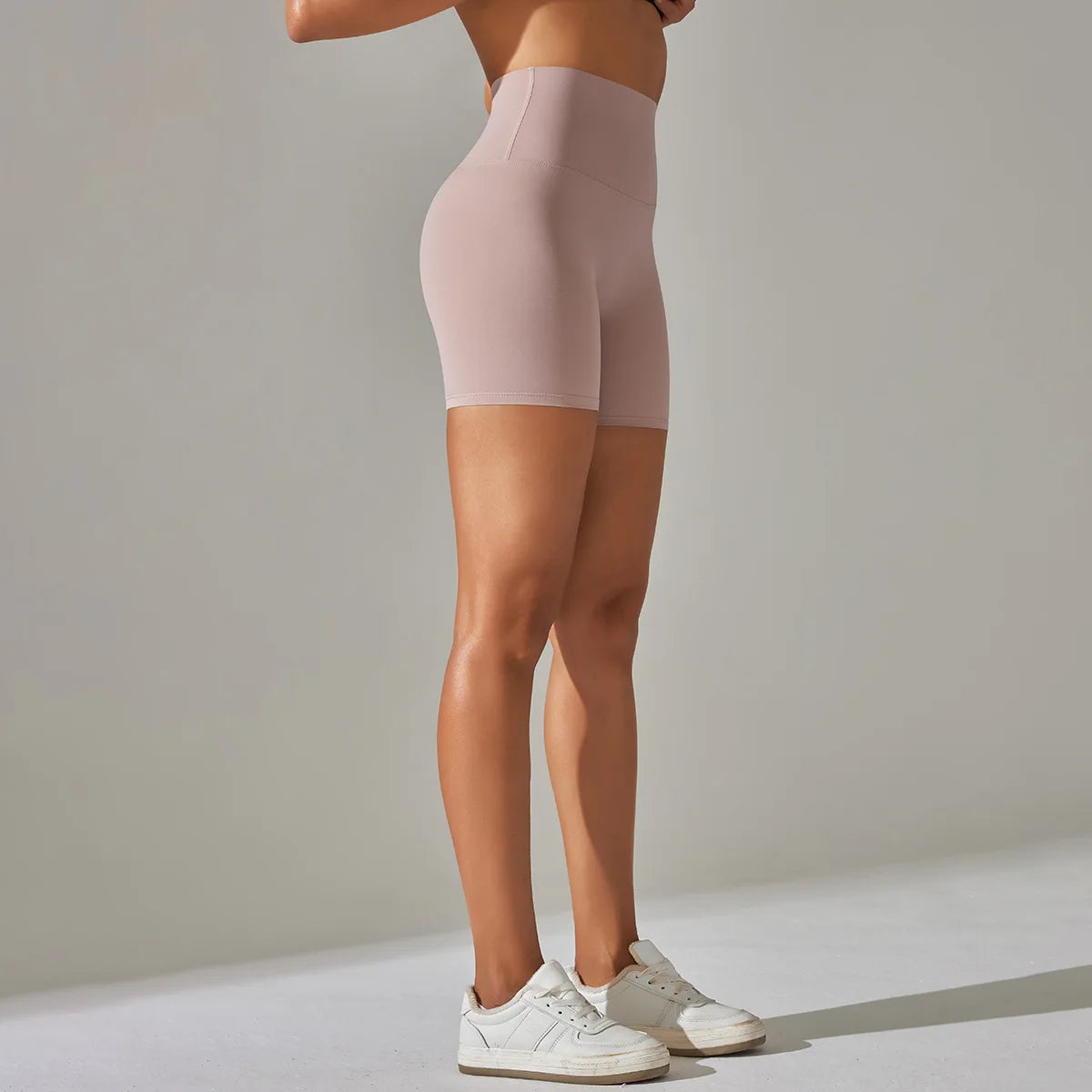 Seamless Yoga Shorts Women Fitness Shorts Running Cycling Shorts Breathable Sports Leggings High Waist Summer Workout Gym Shorts