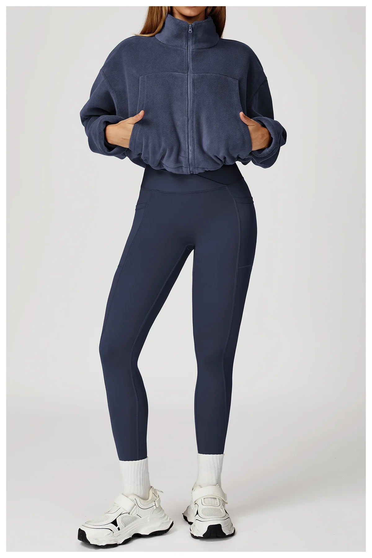 Winter Yoga Jacket Women Long Sleeved Stand Up Collar Windproof Warm Fleece Drawstring Jacket Running With Fleece Sports Jacket