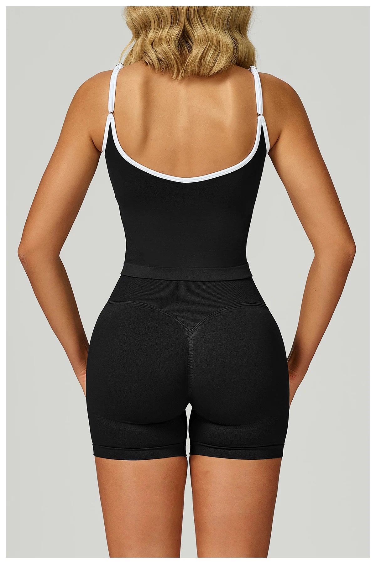 Seamless Sports Fitness Vest with Chest Pad Summer Shockproof Beauty Back Nude Feeling Suit Pilates Training Yoga Top Yoga Bras
