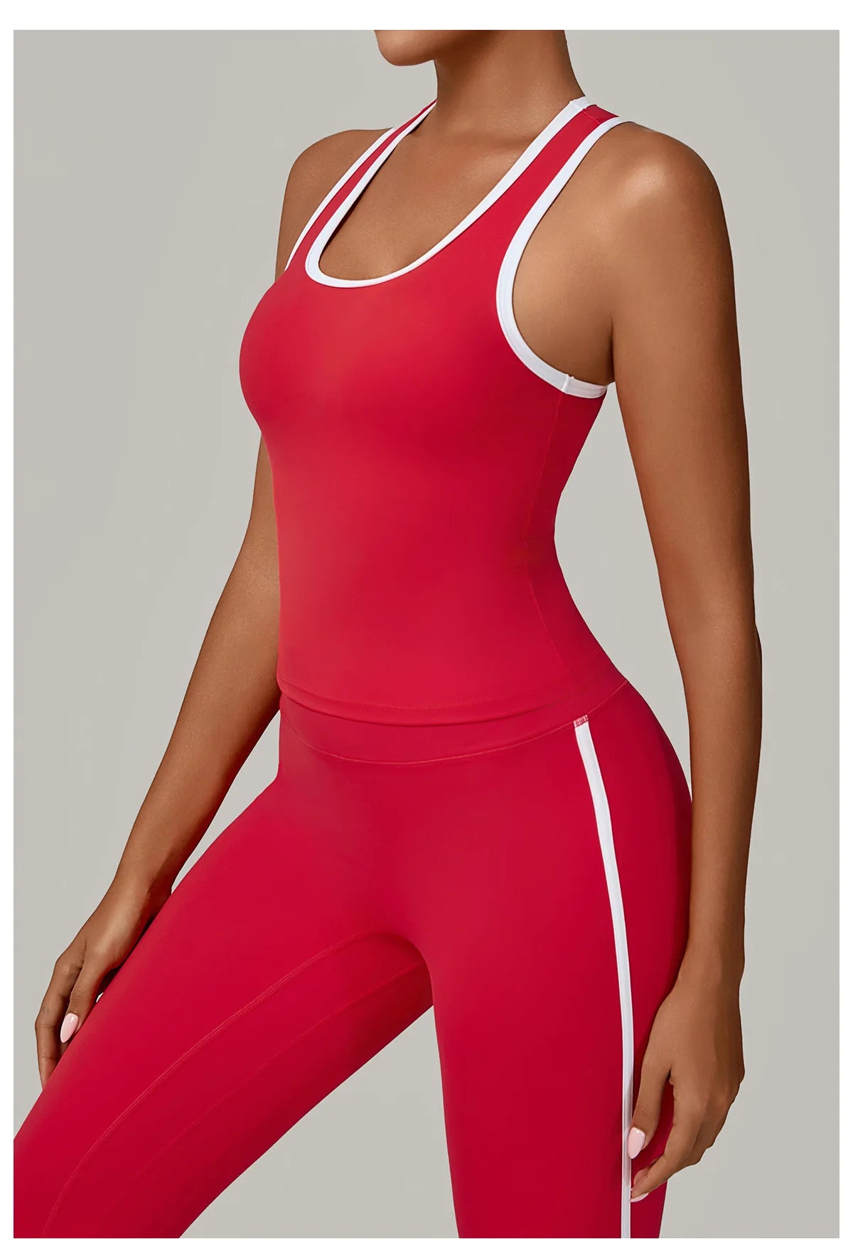 Women's Impact Strappy Top Sports Underwear Yoga Vest Fitness Tank Top Gym Beautiful Open Back Bra Running Workout Halter Bra
