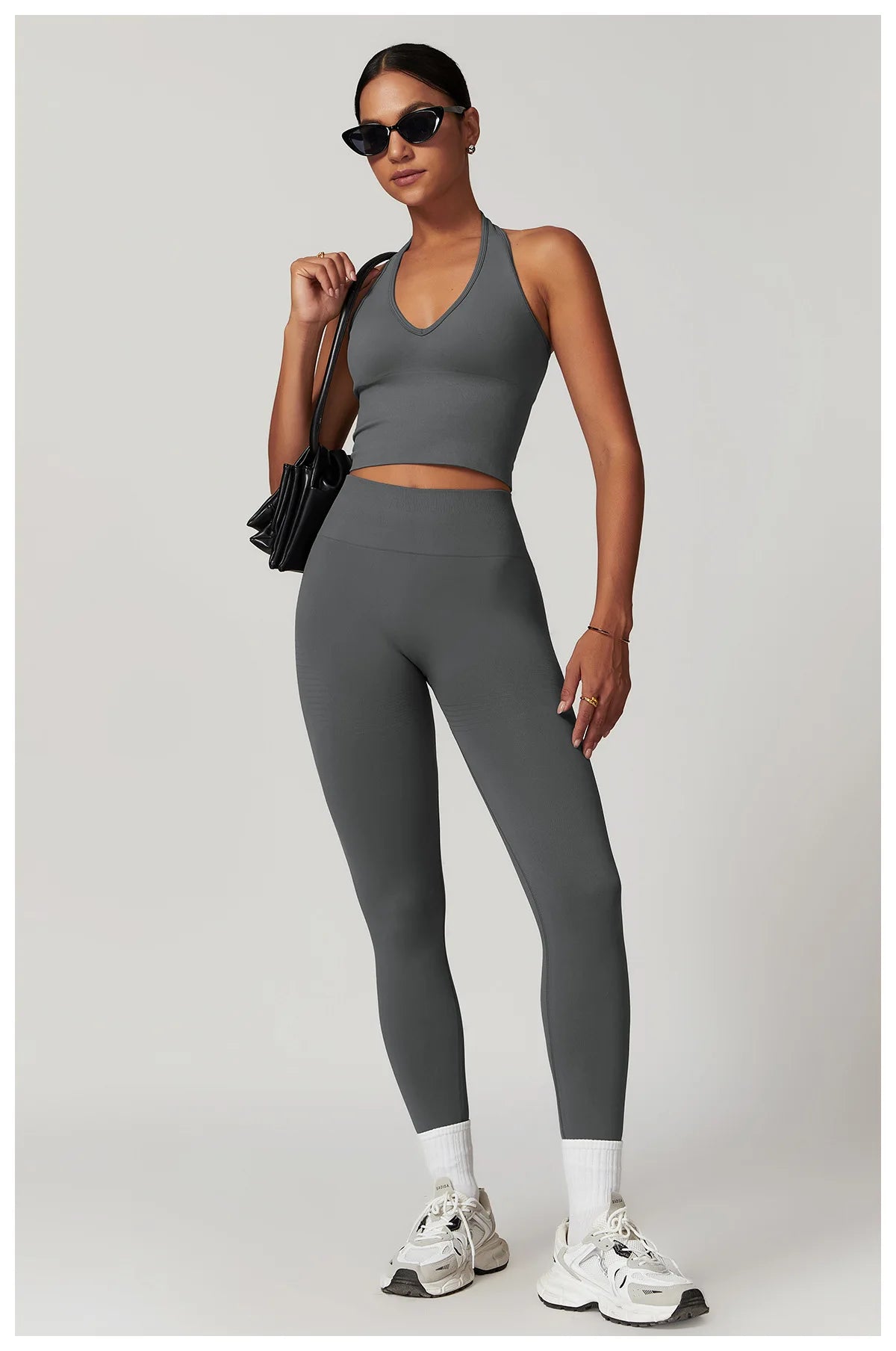 Seamless Fitness Bra Workout Tops Gym Underwear Fitness Sports Bras Sexy Athletic Sport Bra Women Backless Gym Yoga Crop Top