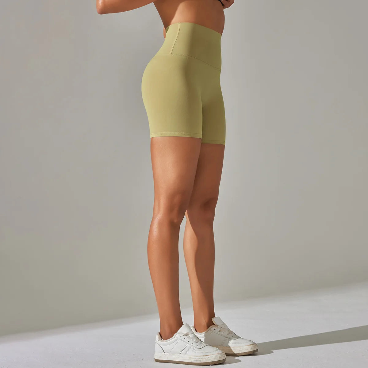 Seamless Yoga Shorts Women Fitness Shorts Running Cycling Shorts Breathable Sports Leggings High Waist Summer Workout Gym Shorts