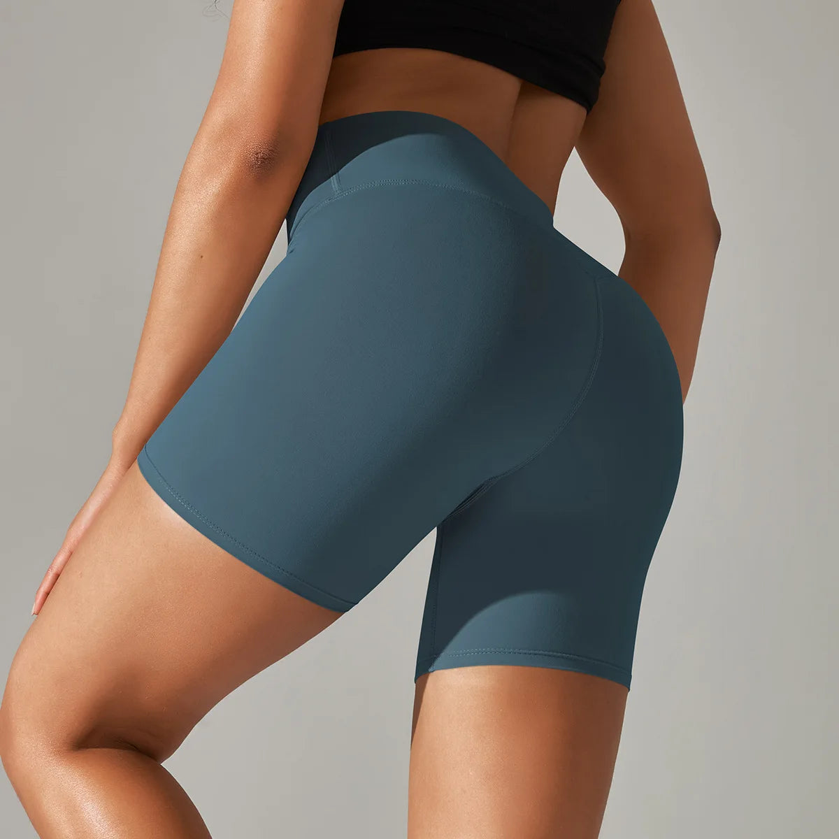 Seamless Yoga Shorts Women Fitness Shorts Running Cycling Shorts Breathable Sports Leggings High Waist Summer Workout Gym Shorts
