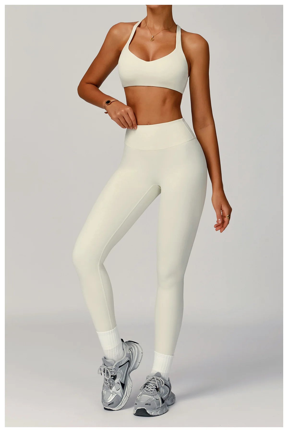 Women Tracksuit Yoga Shorts Set Seamless Yoga Set Workout Scrunch Shorts Sets Sports Bra Scrunch Shorts Fitness Clothes Gym Suit