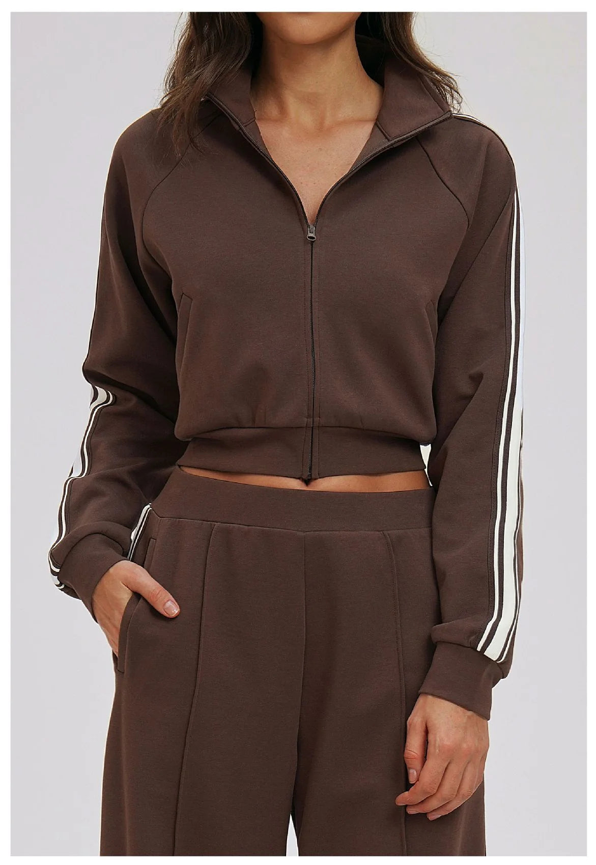 Winter contrasting hoodie jacket high neck windproof zipper long sleeved women pocket thick hoodie outdoor sports cycling jacket