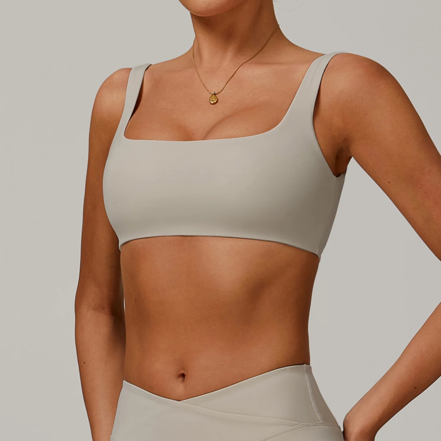 Women Breathable Sports Underwear Anti-Sweat Fitness Top Yoga Bra Running Top Push Up Sport Bra High Strength Gym Workout Top