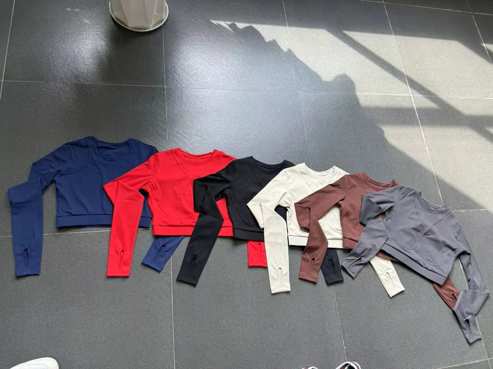 Women Tracksuit 2PCS Yoga Suit Sports Set Women Quick-Drying Gym Set Running Workout Long Sleeve Sports Shirt Yoga Clothing