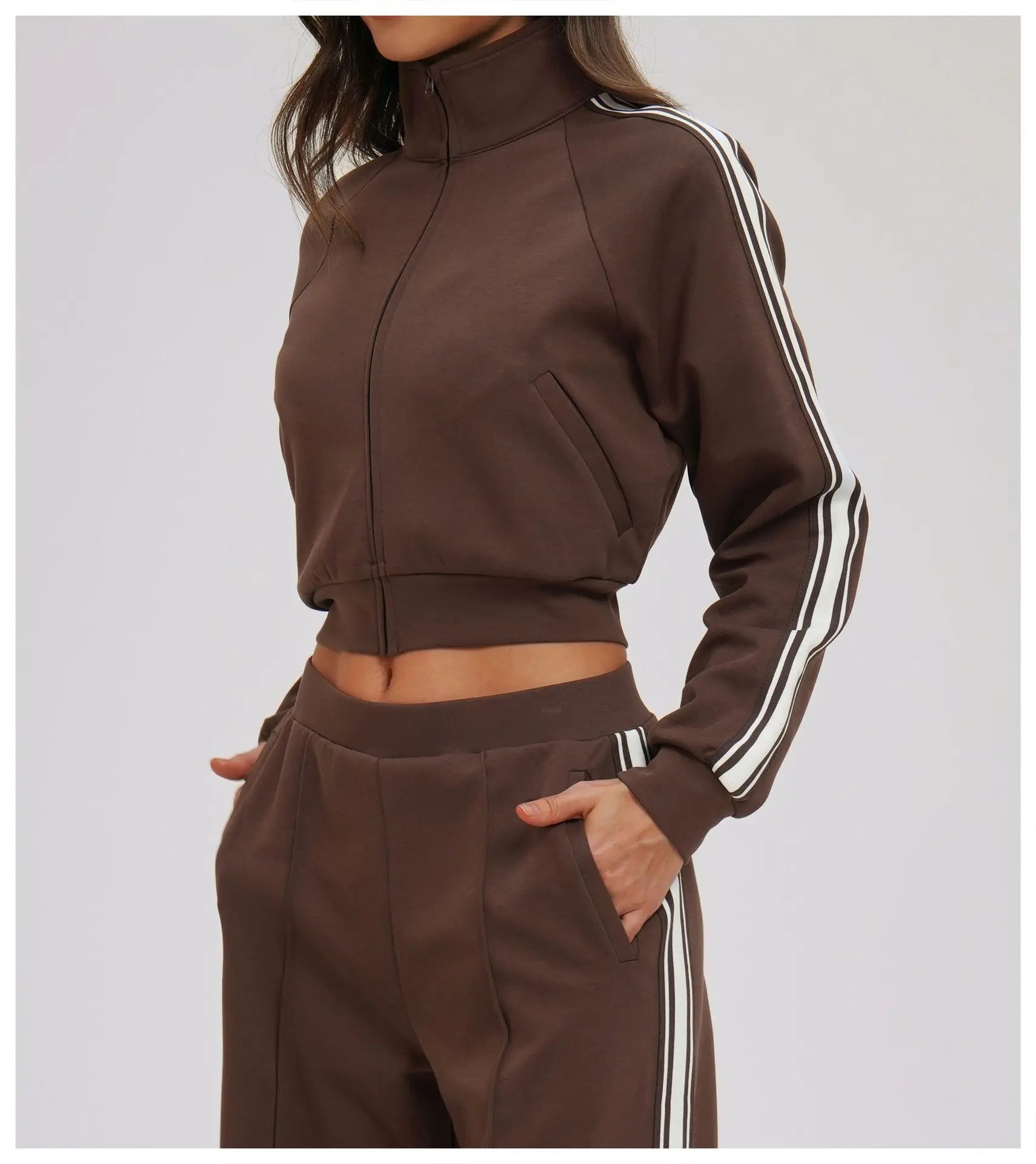 Winter contrasting hoodie jacket high neck windproof zipper long sleeved women pocket thick hoodie outdoor sports cycling jacket