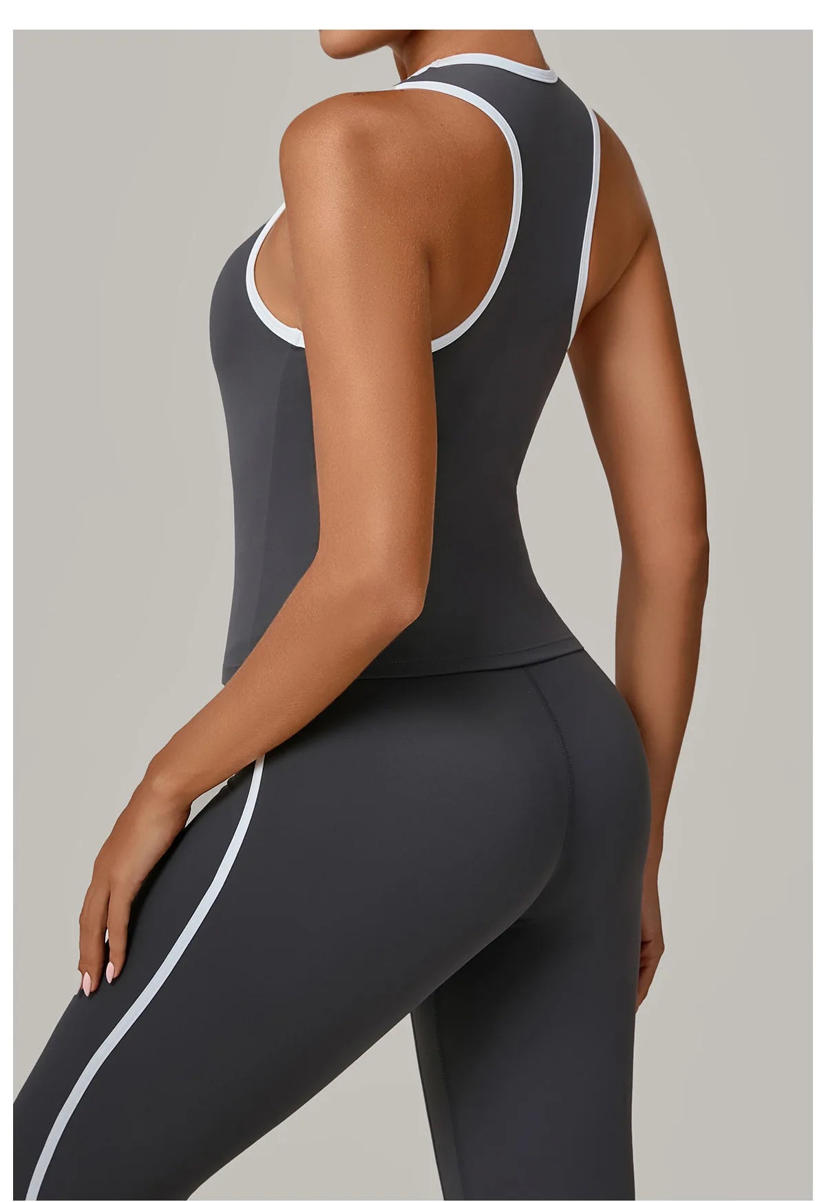 Women's Impact Strappy Top Sports Underwear Yoga Vest Fitness Tank Top Gym Beautiful Open Back Bra Running Workout Halter Bra