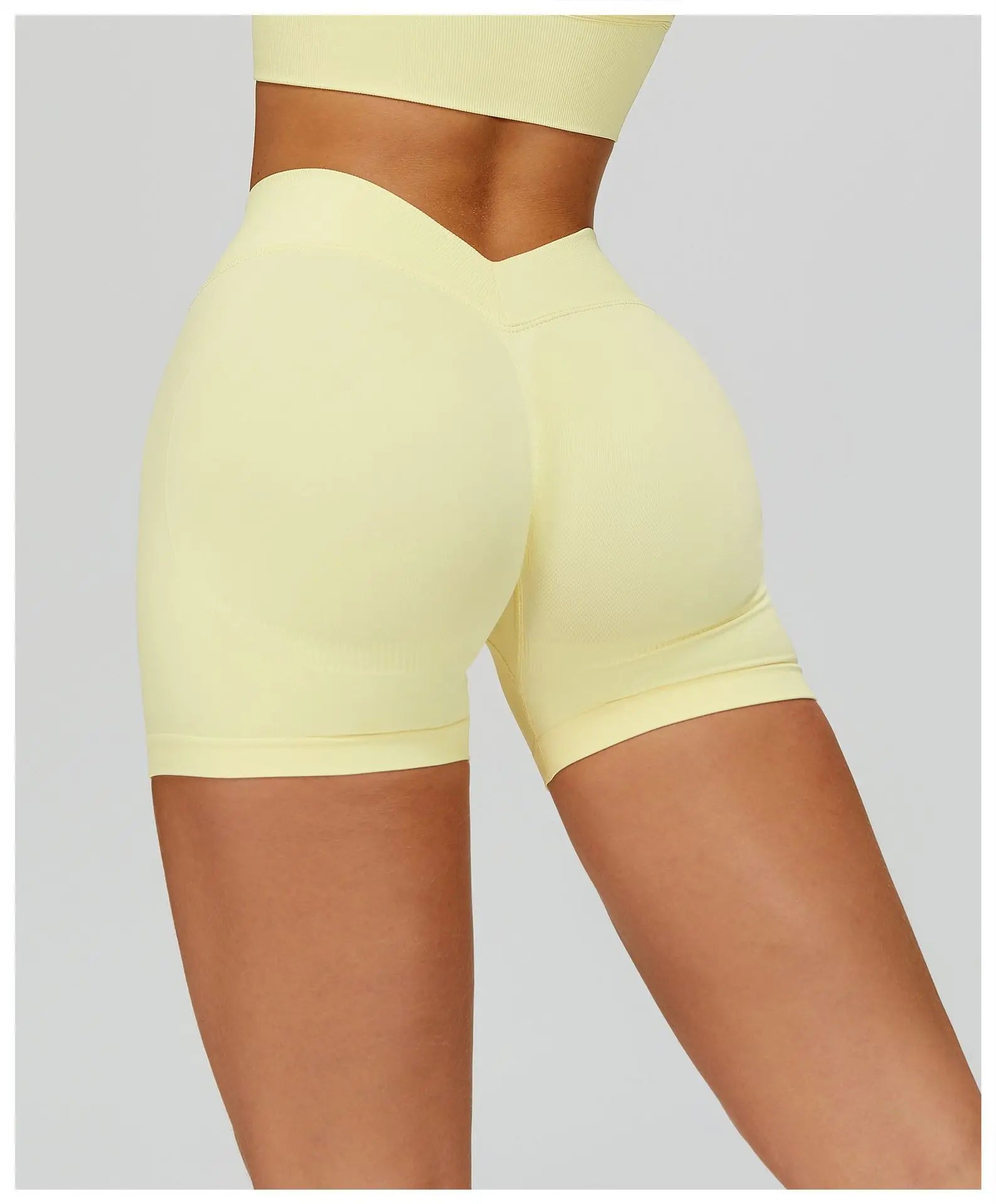 Seamless Sports Short Women Yoga Legging Shorts High Waist Fitness Tight Shorts Quick Drying Cycling Workout Shorts Gym Shorts