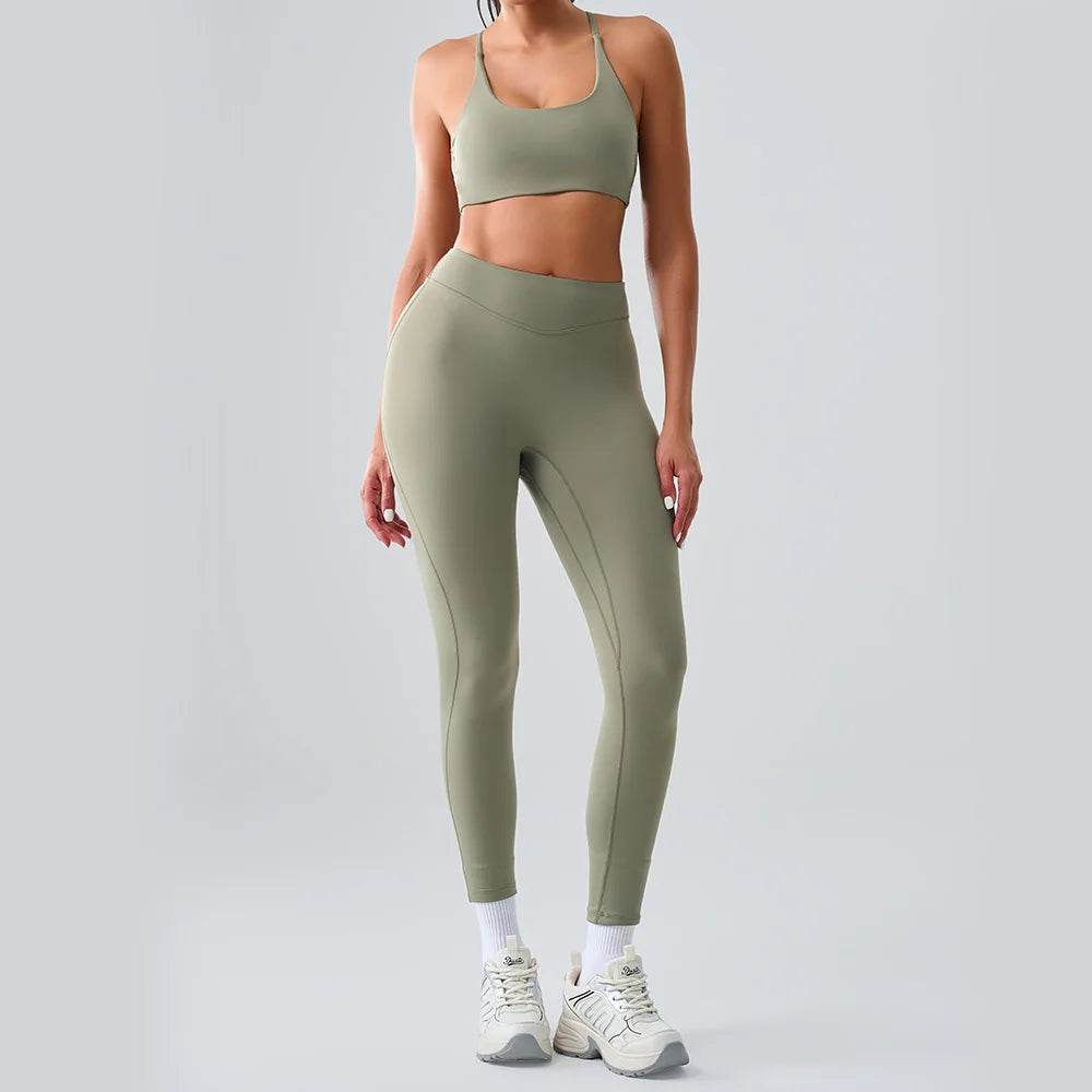 Yoga Suit Women Sports Set 2PCS Quick-Drying Gym Set Women Tracksuit Running Workout Short Sleeves Sports Shirt Yoga Clothing