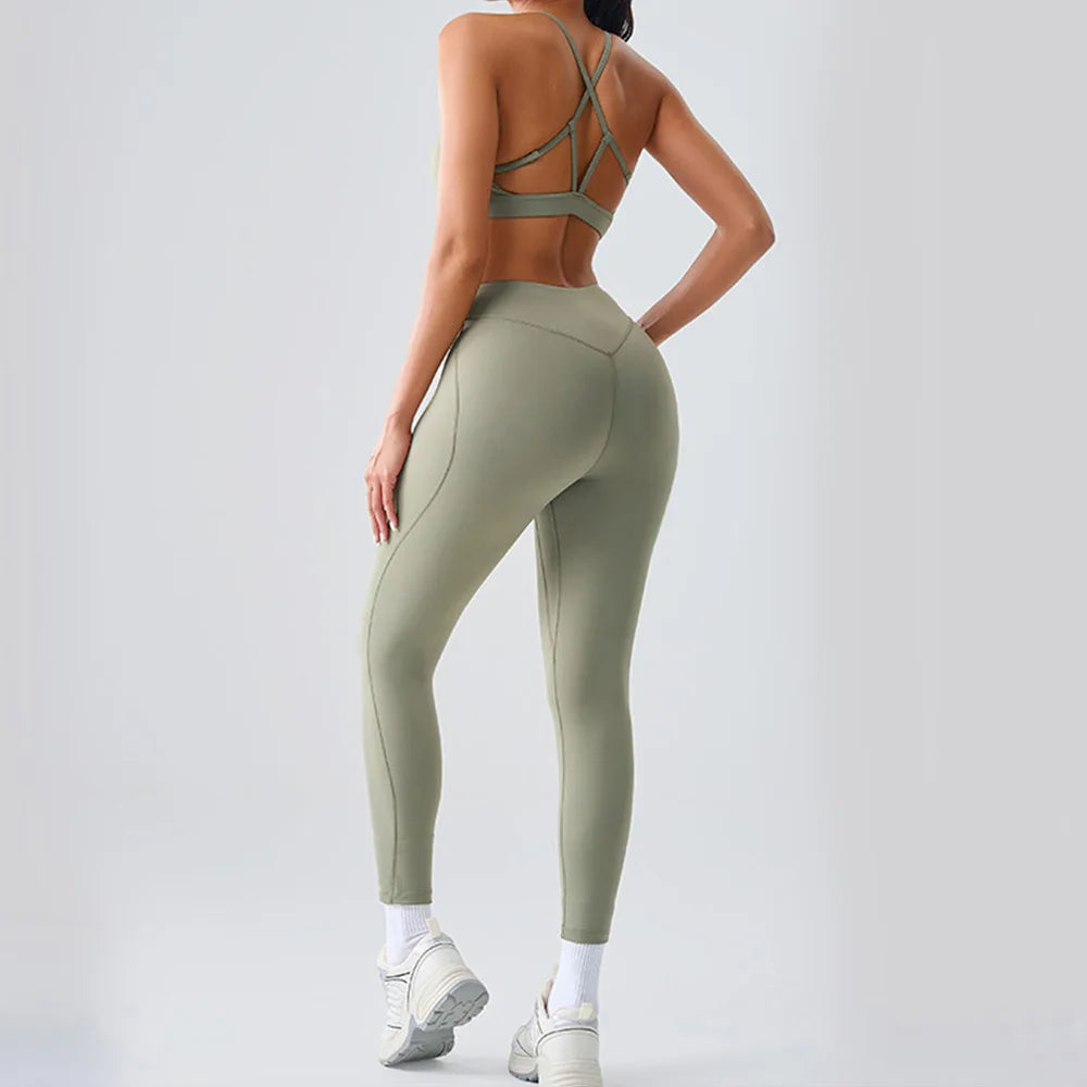 Yoga Suit Women Sports Set 2PCS Quick-Drying Gym Set Women Tracksuit Running Workout Short Sleeves Sports Shirt Yoga Clothing