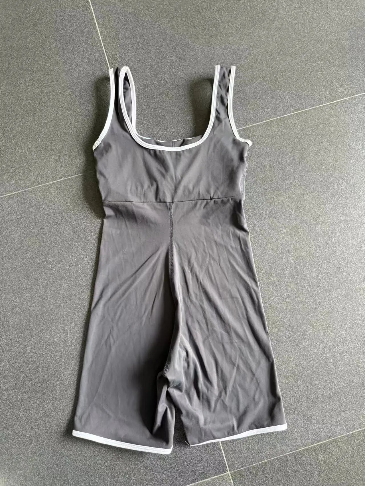 Women Color Blocked Yoga Jumpsuit Sleeveless Romper Elastic Quick Drying Fitness Workout Sportswear One-Piece Short Yoga Clothes