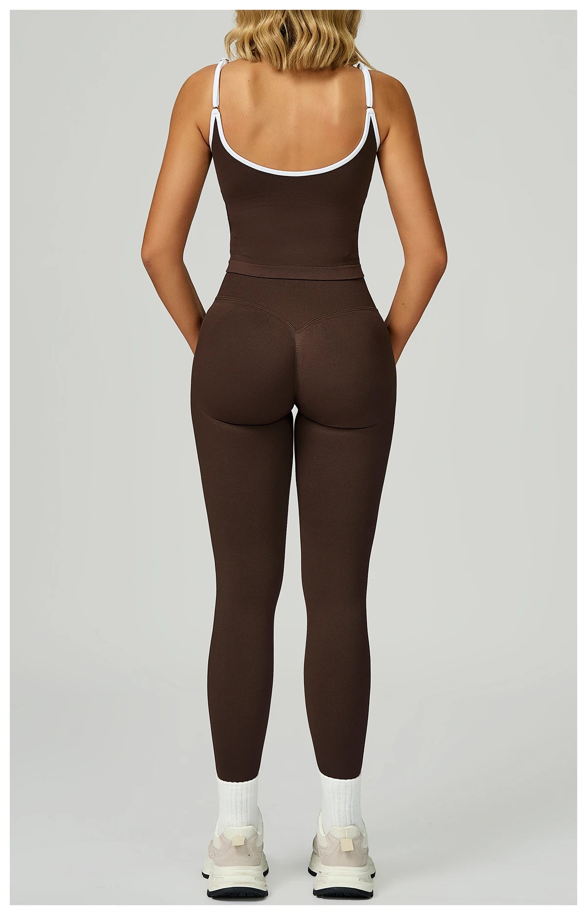Seamless Sports Fitness Vest with Chest Pad Summer Shockproof Beauty Back Nude Feeling Suit Pilates Training Yoga Top Yoga Bras