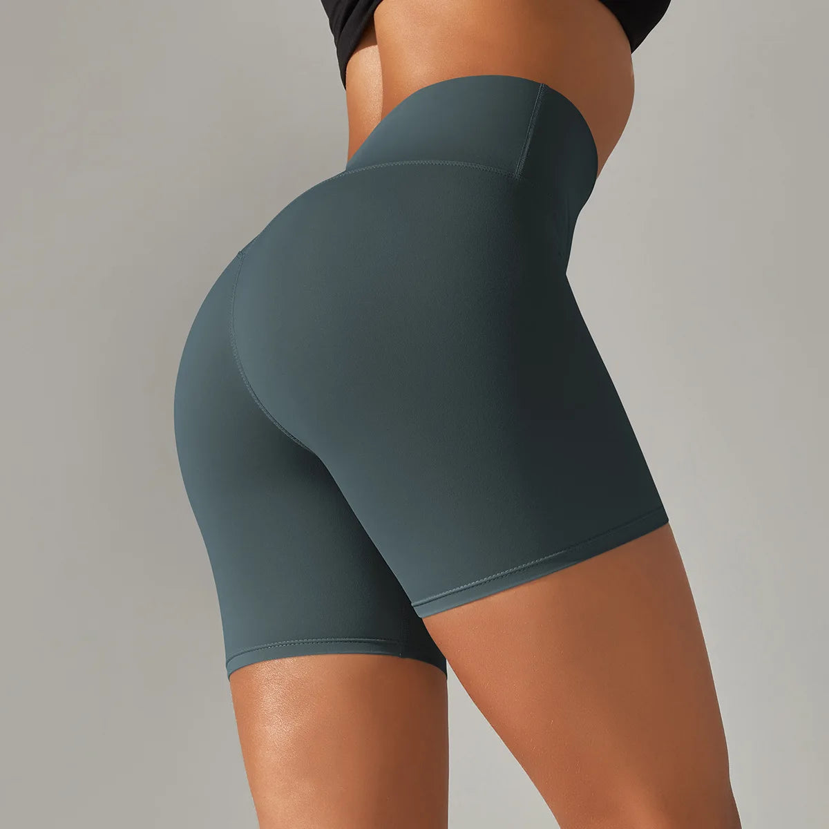 Seamless Yoga Shorts Women Fitness Shorts Running Cycling Shorts Breathable Sports Leggings High Waist Summer Workout Gym Shorts