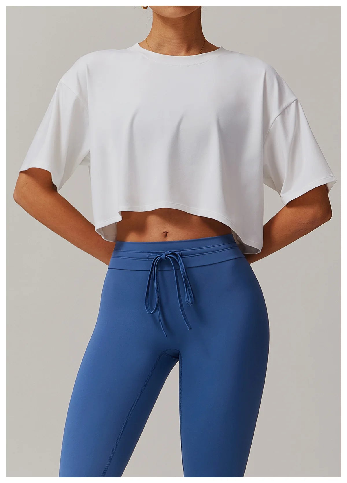 Summer New Sports Short Sleeved Top for Women Comfortable Round Neck Short T-shirt Fitness Running Yoga Short Sleeved Gym Shirt